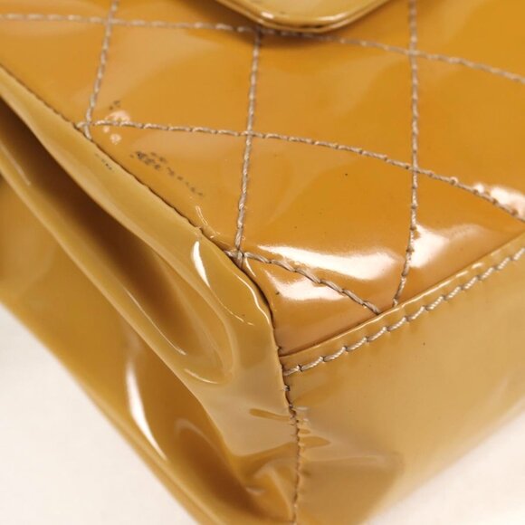 CHANEL Matelasse Chain Shoulder Bag - Picture 8 of 16